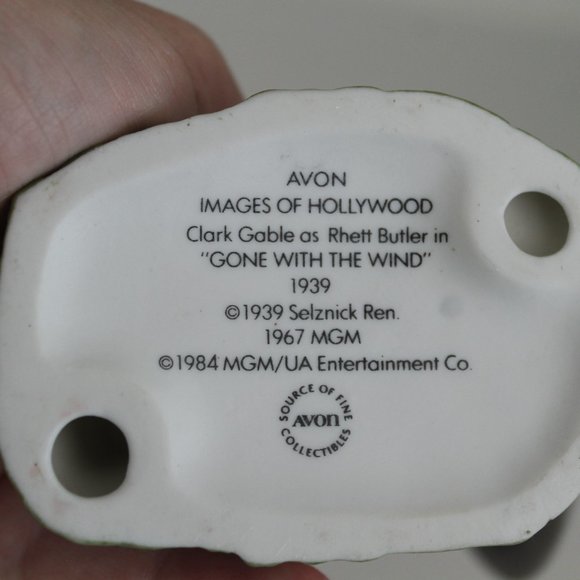 Scarlett O’Hara and Rhett Butler from GONE WITH THE WIND figurines - Picture 12 of 14